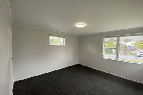 Photo of property in 20a Nile Road, Kelston, Auckland, 0602