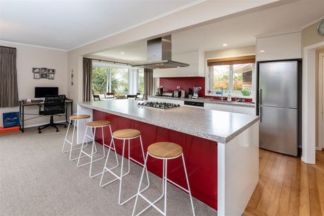 Photo of property in 44 Trelawn Place, Cockle Bay, Auckland, 2014