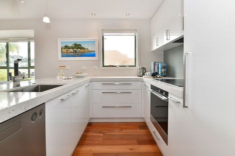 Photo of property in 84 Harbour Village Drive, Gulf Harbour, Whangaparaoa, 0930