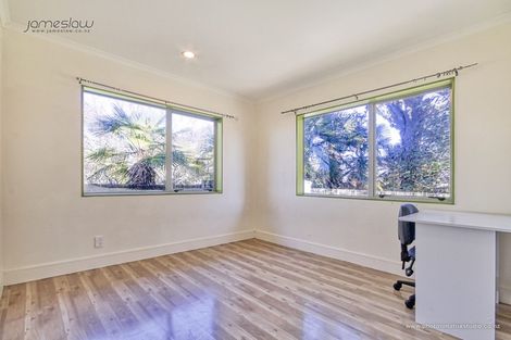 Photo of property in 9a Waterfront Road, Mangere Bridge, Auckland, 2022