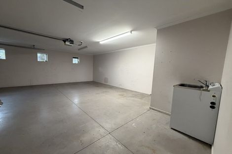 Photo of property in 119 Redoubt Road, Goodwood Heights, Auckland, 2105