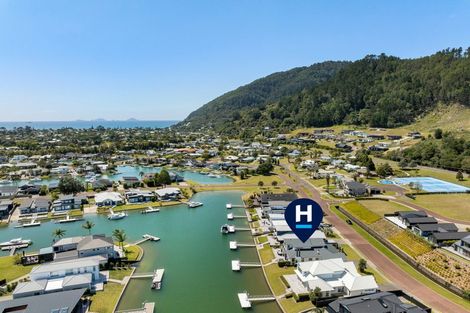 Photo of property in 308 Waterways Parade, Pauanui, Hikuai, 3579