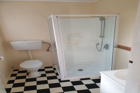 Photo of property in 44 Standen Street, Karori, Wellington, 6012