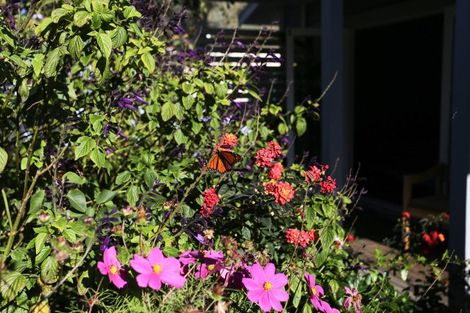 Photo of property in 92 Cornfoot Street, Castlecliff, Whanganui, 4501