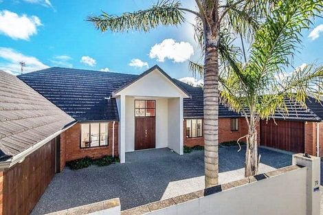 Photo of property in 79 Manor Park, Sunnyhills, Auckland, 2010