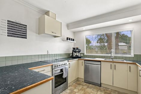 Photo of property in 1/86 Tamatea Road, Taupo, 3330