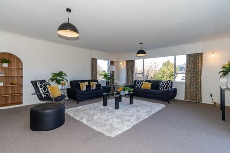 Photo of property in 16 Warren Crescent, Hillmorton, Christchurch, 8025