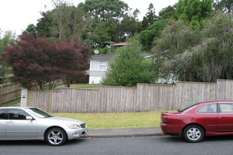 Photo of property in 9 Beaudine Avenue, Glenfield, Auckland, 0629