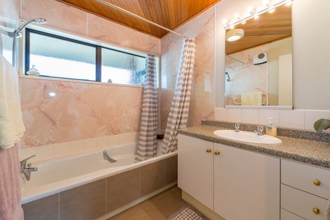 Photo of property in 11 Blanc Avenue, Fairfield, Dunedin, 9018