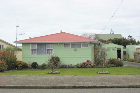 Photo of property in 129 Weraroa Road, Levin, 5510