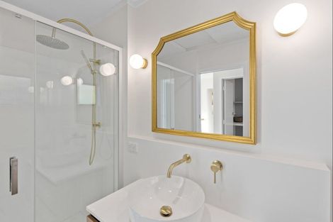 Photo of property in 21b Colchester Crescent, Newlands, Wellington, 6037