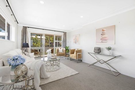 Photo of property in 4/11 Huapai Street, Onehunga, Auckland, 1061