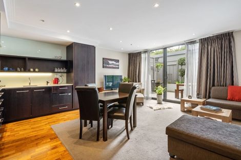 Photo of property in Cooks Apartments, Gg/24 James Cook Crescent, Remuera, Auckland, 1050