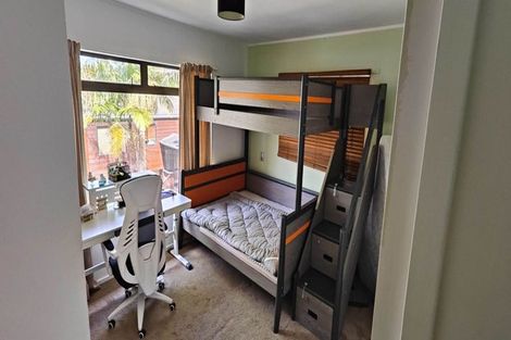 Photo of property in 21 Cochrane Avenue, Arkles Bay, Whangaparaoa, 0932