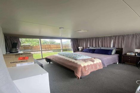 Photo of property in 2 Grosvenor Street, Redwood, Christchurch, 8051