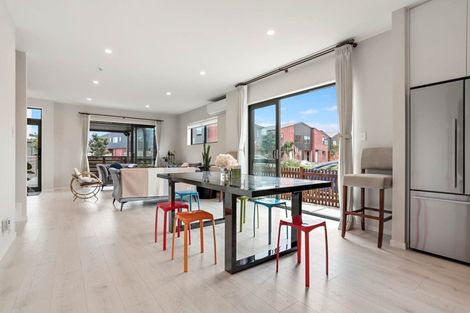 Photo of property in 62 Wallace Road, Hobsonville, Auckland, 0616