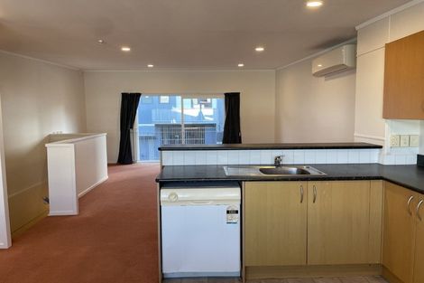 Photo of property in 17/3 Kelvin Grove, Te Aro, Wellington, 6011