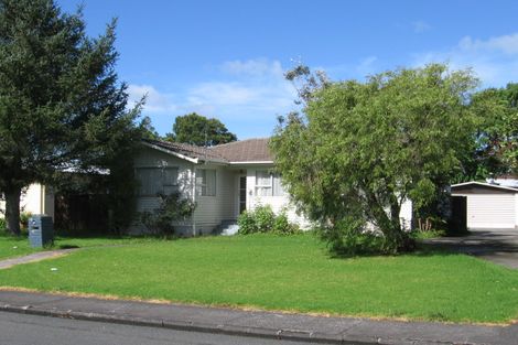 Photo of property in 84 Riverpark Crescent, Henderson, Auckland, 0610