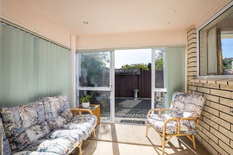 Photo of property in 1 Wrantage Street, Westown, New Plymouth, 4310