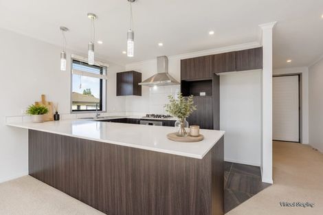 Photo of property in 2/65e Metcalfe Road, Ranui, Auckland, 0612
