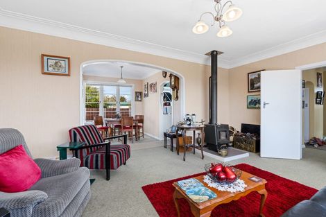Photo of property in 1 Huia Street, Foxton Beach, Foxton, 4815
