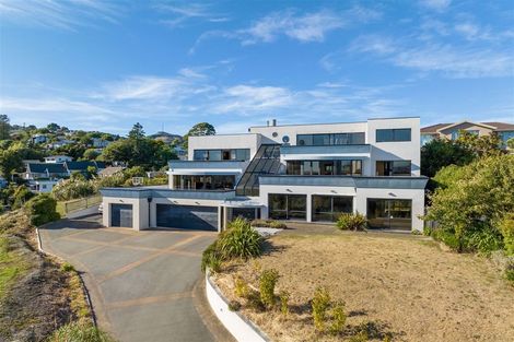 Photo of property in 16 Delhi Place, Cashmere, Christchurch, 8022