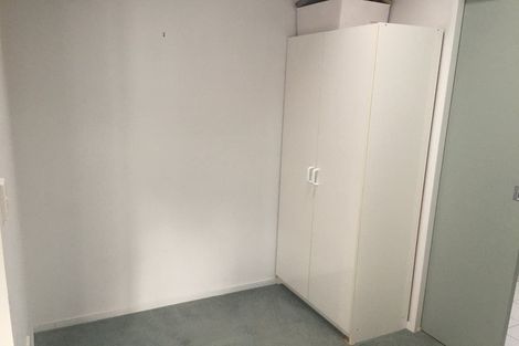 Photo of property in Metro Apartments, 16/220 Thorndon Quay, Pipitea, Wellington, 6011