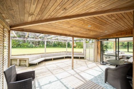 Photo of property in 915 Rangiotu Road, Rangiotu, Palmerston North, 4477