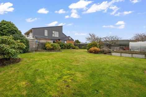 Photo of property in 9 Kerwood Place, Gore, 9710