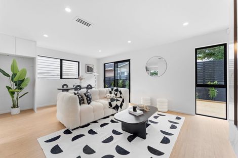 Photo of property in 42d Velma Road, Hillcrest, Auckland, 0627