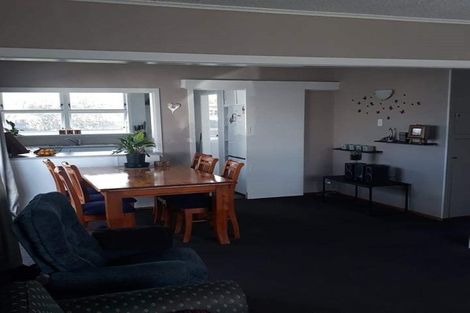 Photo of property in 22 Kettle Avenue, Awapuni, Palmerston North, 4412