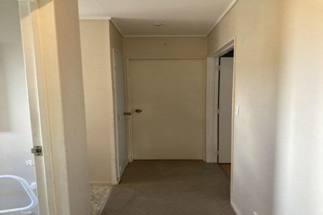 Photo of property in 15 Loughanure Place, Massey, Auckland, 0614