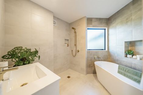 Photo of property in 3 Coroglen Rise, Pukerua Bay, 5026
