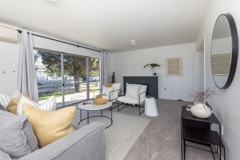 Photo of property in 2 Cabot Place, Flaxmere, Hastings, 4120