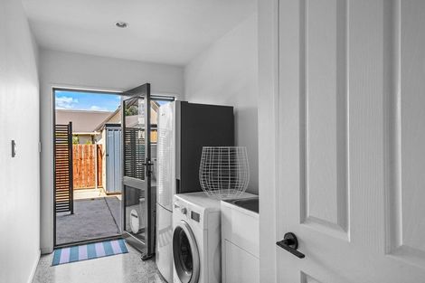 Photo of property in 9 Spruce Close, Alexandra, 9320