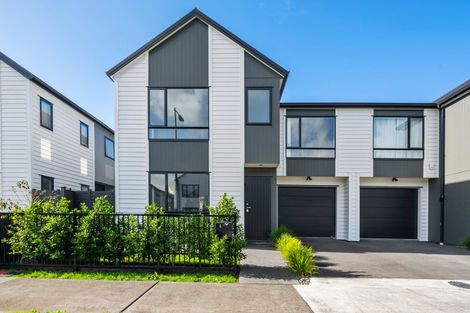 Photo of property in 6 Babos Avenue, Kumeu, 0810