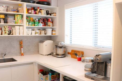 Photo of property in 5 Denton Street, Amberley, 7410