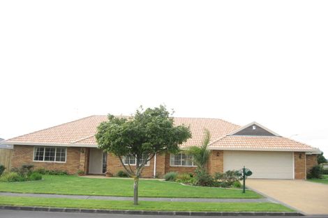 Photo of property in 1 Flora Place, Wattle Downs, Auckland, 2103