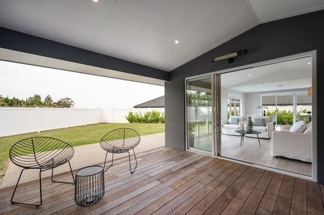 Photo of property in 72 Les Wakefield Road, Mapua, 7005