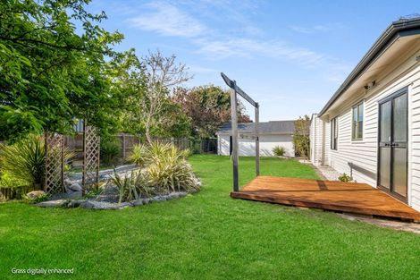 Photo of property in 327a Breezes Road, Aranui, Christchurch, 8061