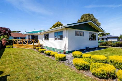 Photo of property in 1 Antonia Place, Bell Block, New Plymouth, 4312