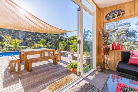 Photo of property in 118c Carter Road, Oratia, Auckland, 0604