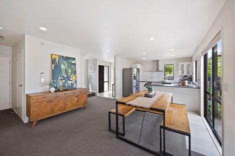 Photo of property in 34a Bleakhouse Road, Howick, Auckland, 2014