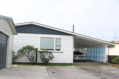 Photo of property in 1 Adair Way, Johnsonville, Wellington, 6037