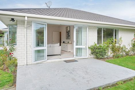 Photo of property in 33 Peer Street, Upper Riccarton, Christchurch, 8041