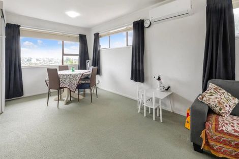 Photo of property in 24 Waterloo Street, Dannevirke, 4930