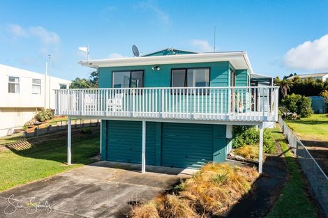 Photo of property in 25 Ngatoto Road, Tinopai, Matakohe, 0593