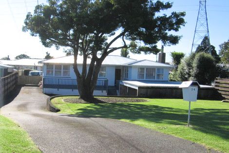 Photo of property in 24 Wakeling Avenue, Te Atatu South, Auckland, 0610