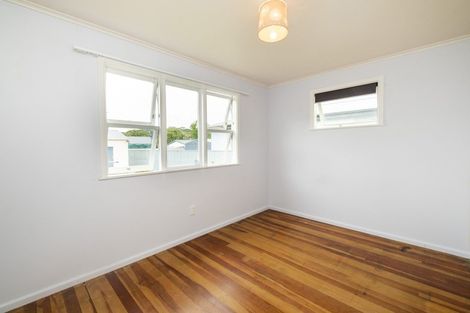 Photo of property in 581 Main North Road, Bay View, Napier, 4104