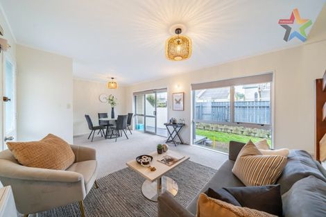 Photo of property in 4/74 Freyberg Street, Lyall Bay, Wellington, 6022